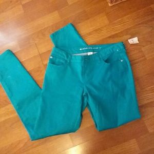 Juniors Blue Jeans NWT